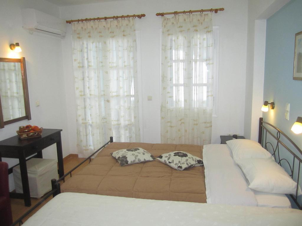 Galazia Studios Naxos City Экстерьер фото